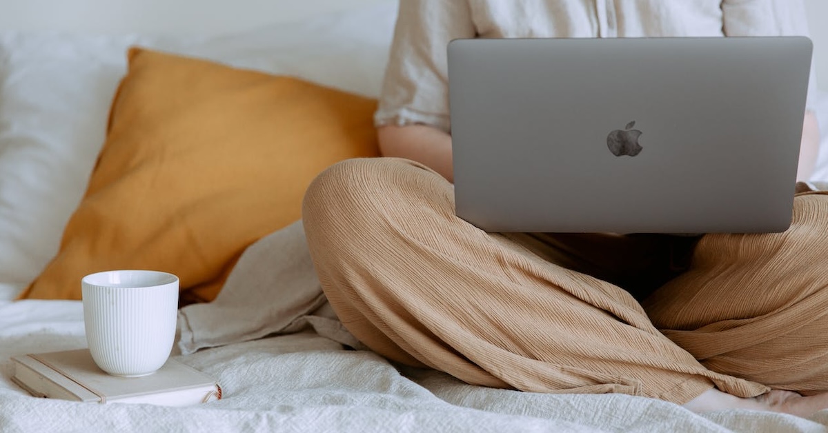 Borre sin esfuerzo las manchas de café y té de cualquier superficie
